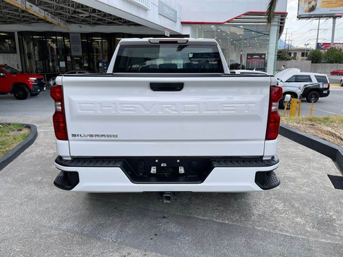 Imagen 5 de 9 de Chevrolet Silverado 2019