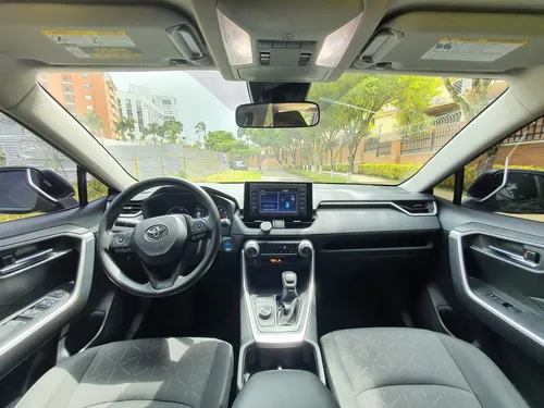 Toyota RAV4 2.5 Xle Hev 4X4 Cvt