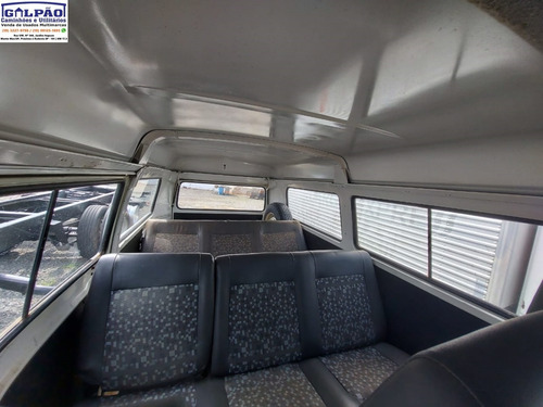 Vw Kombi Passageiro/lotação - (2006)