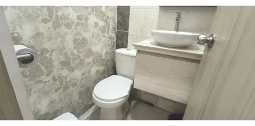 Casa O Local Comercial En Laureles