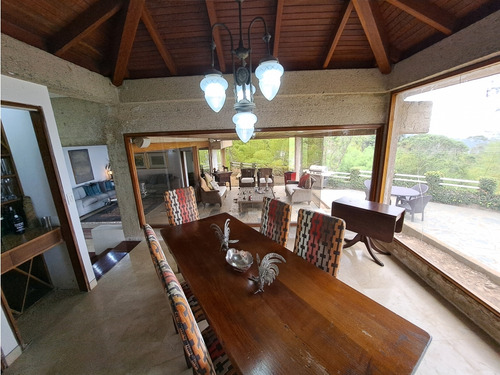 Vendo Casa En Calle Cerrada 550m2 Oripoto 5479