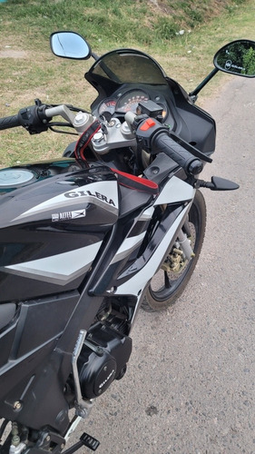 Imagen 2 de 16 de Gilera Vc200r