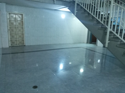 Imagen 3 de 11 de Vende Apartamento Remodelado En Montaña Alta Lv