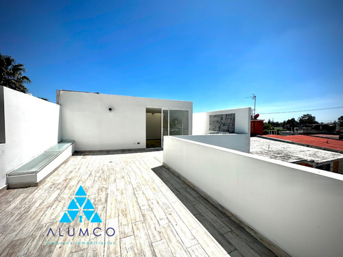 Casa En Venta En Una Cerrada En Momoxpan, Cerca De Periférico Y La Recta A Cholula