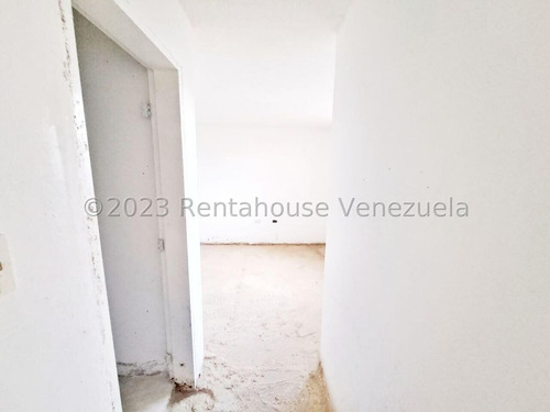 Apartamento En Venta Enlos Naranjos Humboldt  Mls #24-3036