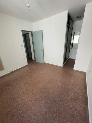 Imagen 7 de 10 de Departamento En Venta Barrio Alberdi