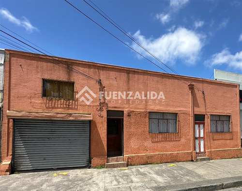 Casa En Venta De 14 D Y 3 B En Lugar Céntrico De Concepción