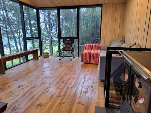 Parcela Con Casa En Futaleufu, 2d 1b, 88/13700m2