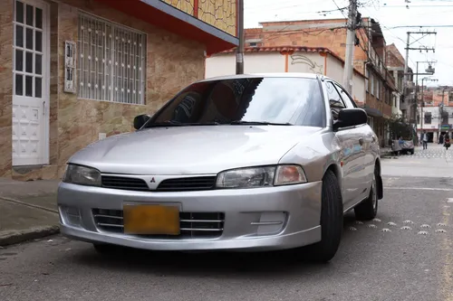 Mitsubishi Lancer Glx 1.6 Mod 97