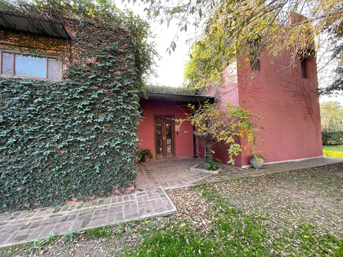 Venta | Hermosa Casa Quinta 5 Ambientes | Lujan Retasada