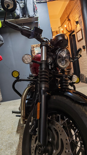 Triumph Bobber Black 2022