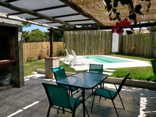 Imagen 1 de 14 de Espectacular Casa C/piscina A Mts Playa - San Fco Piriapolis