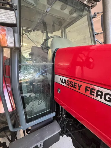 Tractor Massey Ferguson , 1570 Horas De Uso , 100% Original