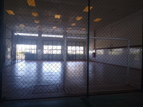 Imagem 9 de 14 de Terreno 1.400 Metros / Condomínio C/ Clube Completo