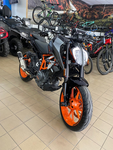Imagen 1 de 10 de Ktm Duke 390 2021 2800 /kawacolor