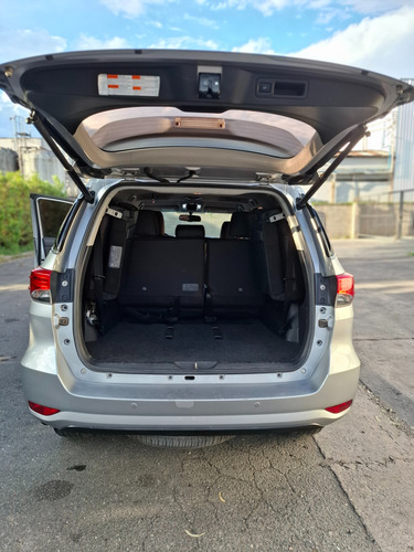 Toyota SW4 2.8 Srx 204Cv 4X4 7As At