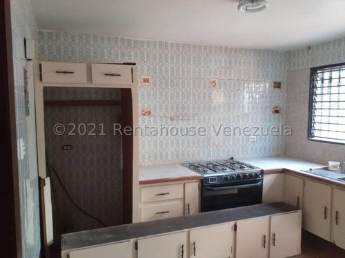 Imagen 4 de 30 de Casa En Venta En Barquisimeto. Zona Centro, Selena Pacheco Tlf. 04245197639. Cód. 21-19623. Lara, Venezuela