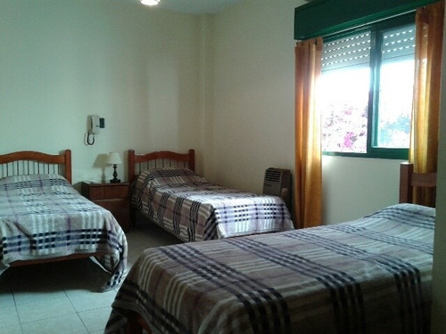 Imagen 7 de 13 de Hotel En Buenos Aires, Habitaciones Por Mes Con Baño Privado