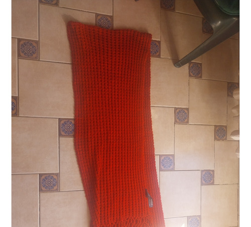 Bufanda Roja Lana Zara Mujer (Usado)