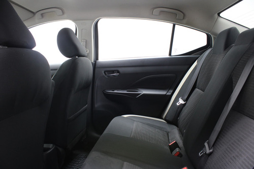 Nissan Versa 1.6 Advance At