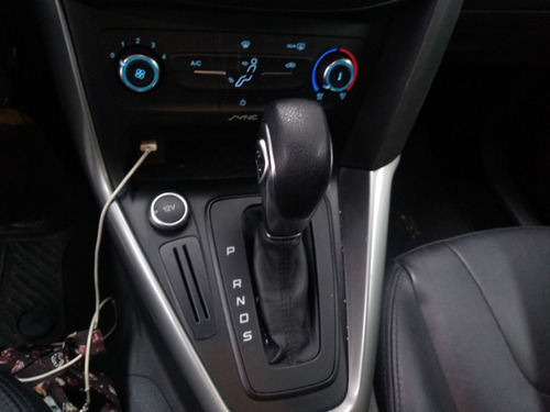 Ford Focus 2.0 Se Fastback 16v Flex 4p Powershift