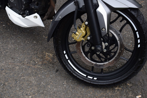 Bajaj Ns200