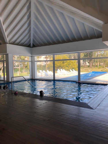 Imagen 2 de 30 de Alquiler Apartamento Solanas Green Park Monoambiente Piscina, Fin De Semana En Punta Del Este, Piscina Climatizada, Gimnasio, Spa, Sauna