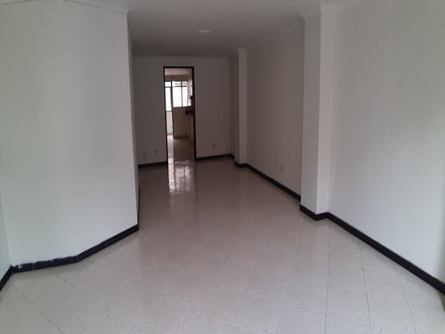 Apartamento Para Venta En Laureles (14865).