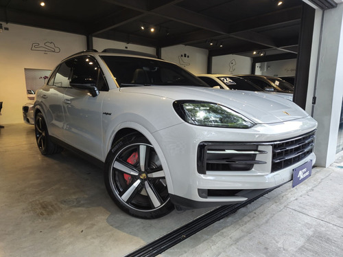 Porsche Cayenne 3.0 V6 E-HYBRID AWD S