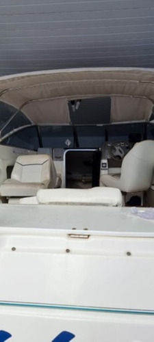 Imagem 3 de 9 de Lancha Bayliner 23 Pés