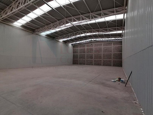 Bodega Con Show Room En Renta Punto Unión, León, Gto