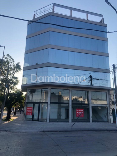 Imagen 2 de 27 de Oficina En Venta O Permuta Ubicado En Moreno, Moreno