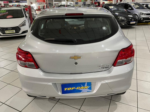 Imagem 5 de 6 de Chevrolet Onix Lt 1.0 Manual 2016