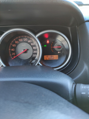 Nissan Tiida 1.8 Visia 2009