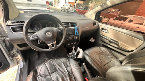 Volkswagen Suran 1.6 Trendline 11b