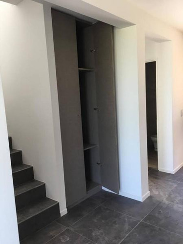 Imagen 6 de 14 de Casa Racionalista En El Barrio Las Tipas Nordelta