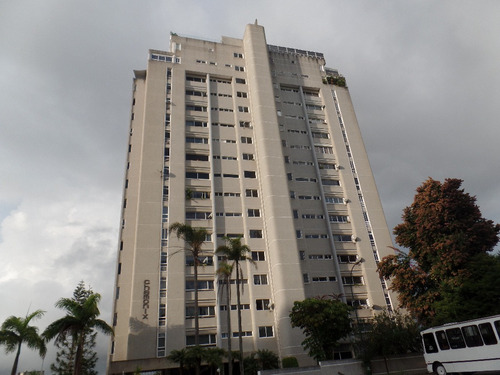 Urb. Manzanares -- Apartamento En Venta -- 226 Mts - 4h,4b,3pe,hs