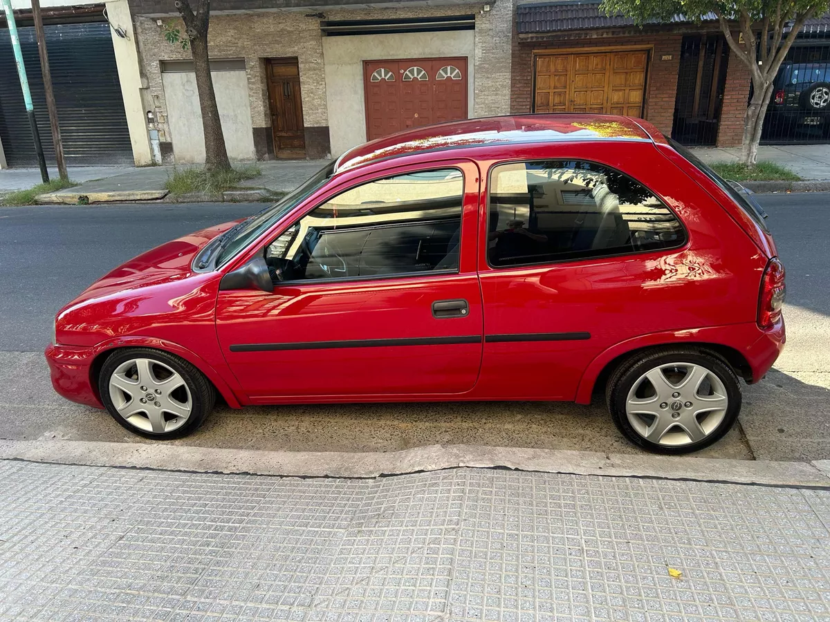 Chevrolet Corsa 1.6 Gl Aa Dh