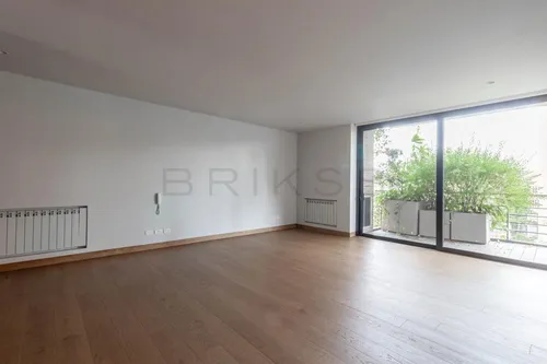 Apartamento En Venta En Los Rosales. Cod V5570