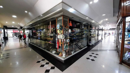 Imagen 7 de 12 de Local - 20m2 - Sobre Peatonal - Centro - Villa Carlos Paz