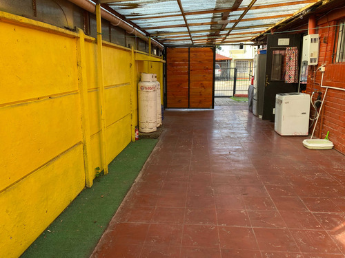 Vendo Amplia Casa Metro El Sol Maipu (104250)