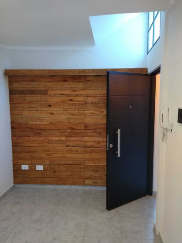 Departamento En Venta 70 9 Y 10 Refaccionado S/ Exp.
