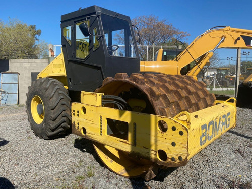 Bomag Bw 211-3