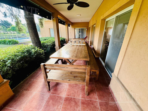 Casa En Barrio Fincas De San Vicente Golf Venta - Alquiler Amueblado
