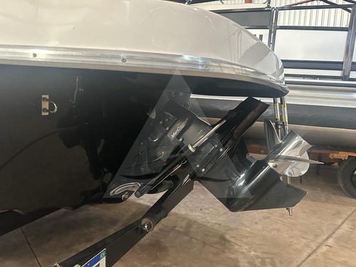 Lancha Fs 230 Sirena (2020) - Mercuriser 200hp + Carreta