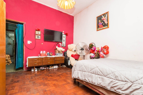 Imagen 10 de 30 de Casa 3 Amb C/cochera Y Fondo. Escucha Oferta