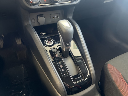 Versa 1.6 16v Flex Sr Xtronic