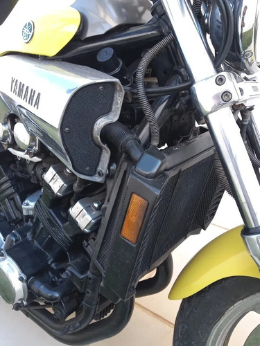 Imagem 4 de 8 de Moto Yamaha Vmax 1992 - Único Dono - Restrição De Documento