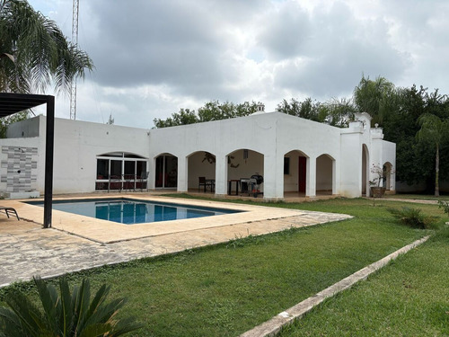 Los Lirios