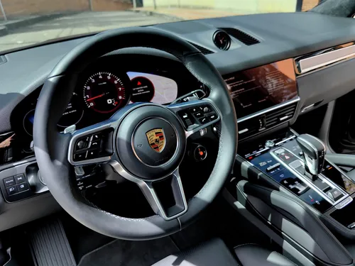 Porsche Cayenne 3.0 Platinum Edition